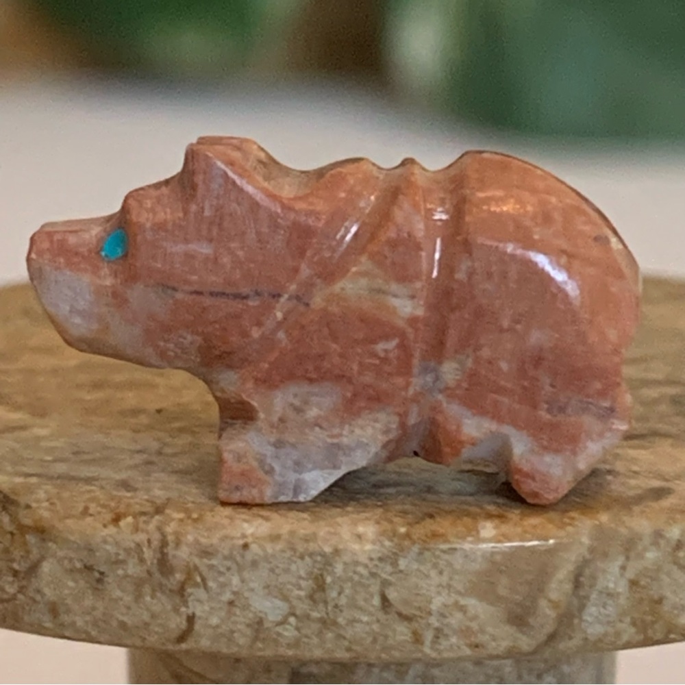 Native American Zuni Bear Fetish Bead Hand Carved Stone Animal Turquoise Eyes .8
